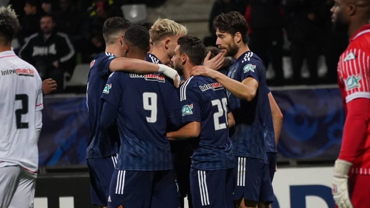 Nhận định soi kèo Paris vs Lorient lúc 01h45 ngày 4/10/2025 nhan-dinh-soi-keo-paris-vs-lorient-luc-01h45-ngay-4-10-2025-1