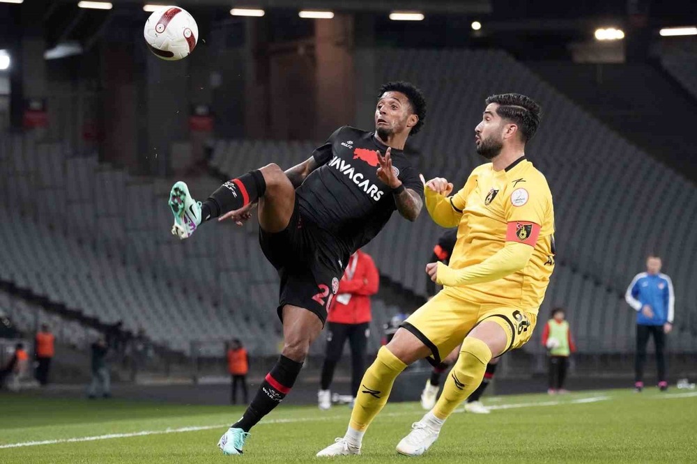 nhan-dinh-soi-keo-fatih-karagumruk-vs-istanbulspor-luc-19h00-ngay-17-12-2025